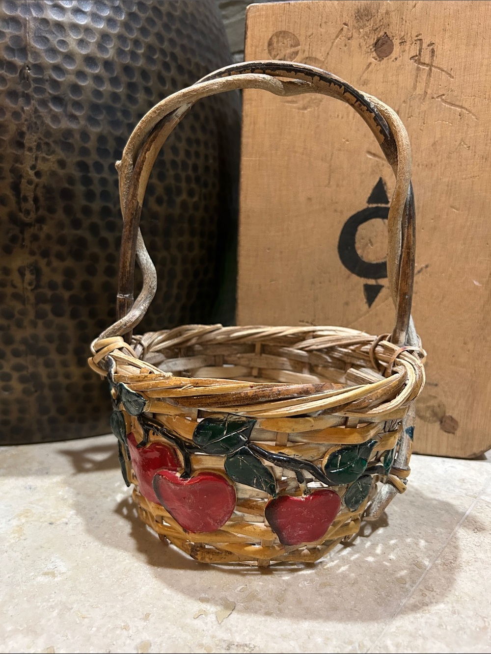 vintage handwoven wicker basket w/ rustic tree limb branch handle & 3D Apples